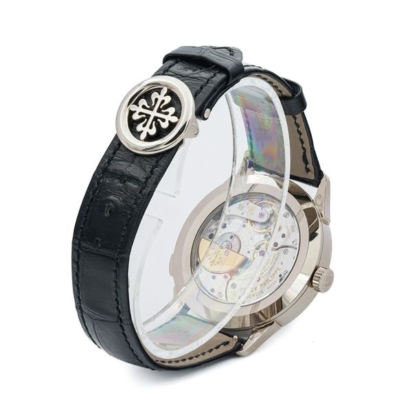 Patek Philippe World Time 5230G-014